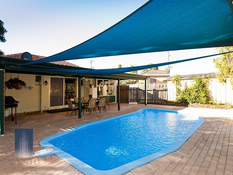 4 Grace Street, Ferndale WA 6148