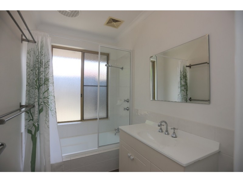 163 Vellgrove Avenue, Parkwood WA 6147