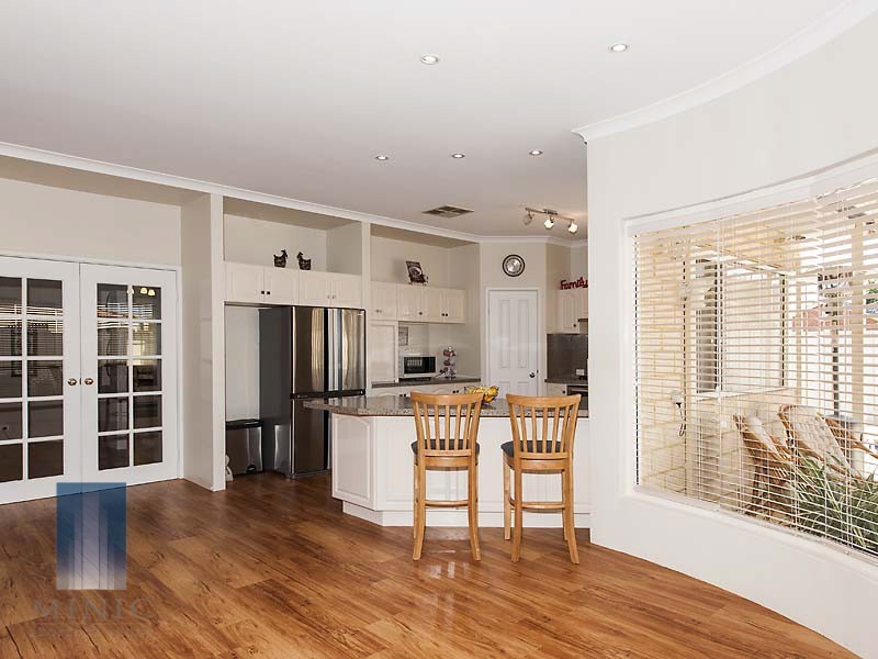 2 Repton Loop, Canning Vale WA 6155