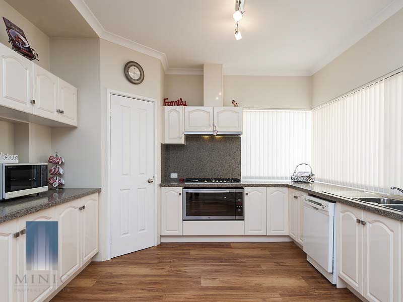 2 Repton Loop, Canning Vale WA 6155