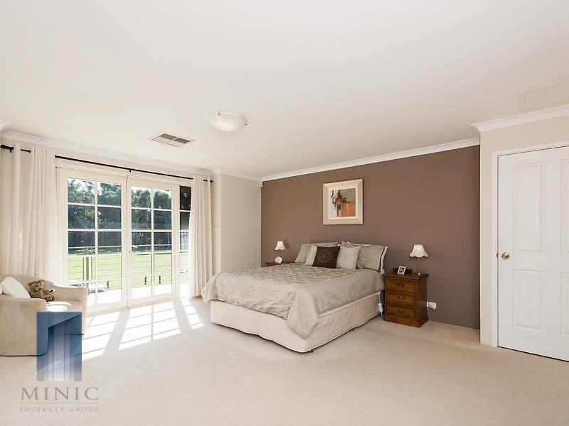 2 Repton Loop, Canning Vale WA 6155