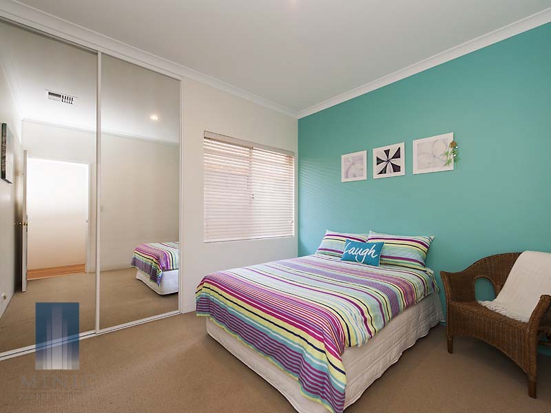 2 Repton Loop, Canning Vale WA 6155