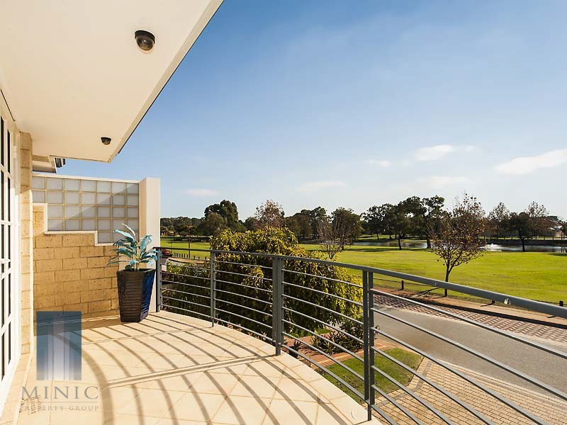 2 Repton Loop, Canning Vale WA 6155