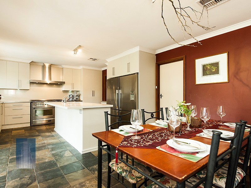 40 The Escarpment, Willetton WA 6155