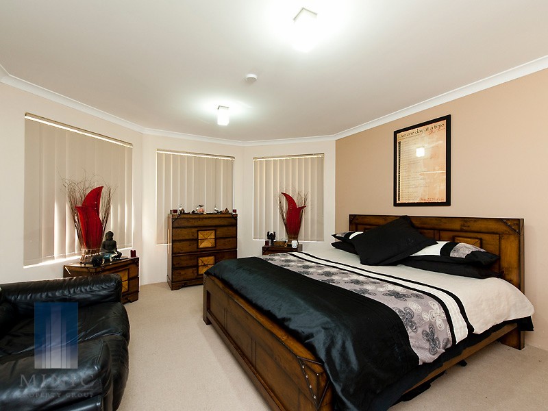 47 Semple Court, South Lake WA 6164