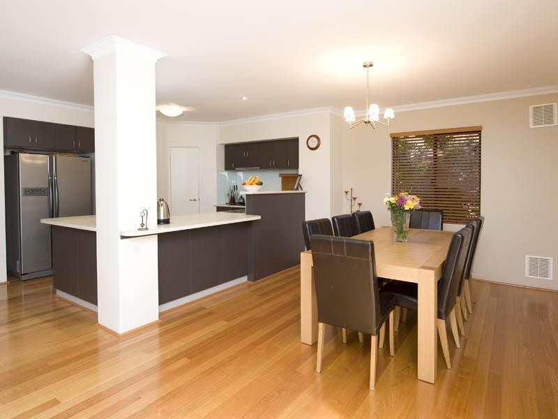 32A Tricourt Grove, Riverton WA 6148