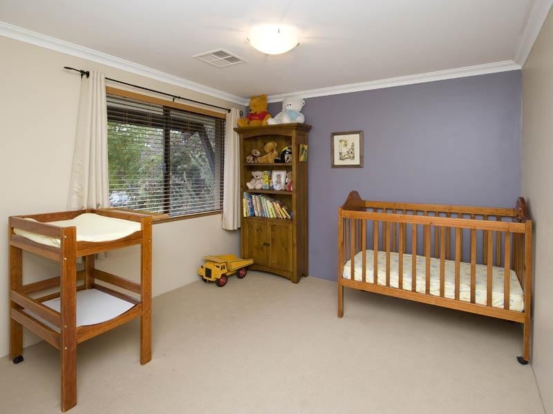 32A Tricourt Grove, Riverton WA 6148
