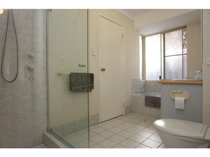3/6-8 Montes Square, Riverton WA 6148
