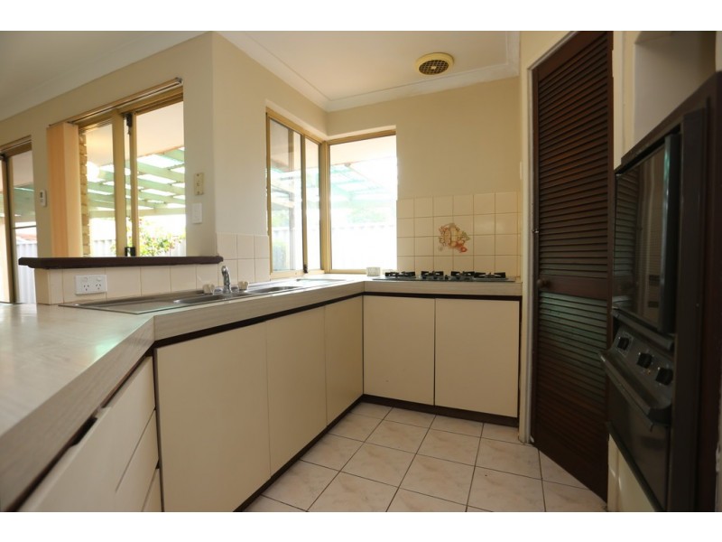 20 Abrolhos Close, Shelley WA 6148