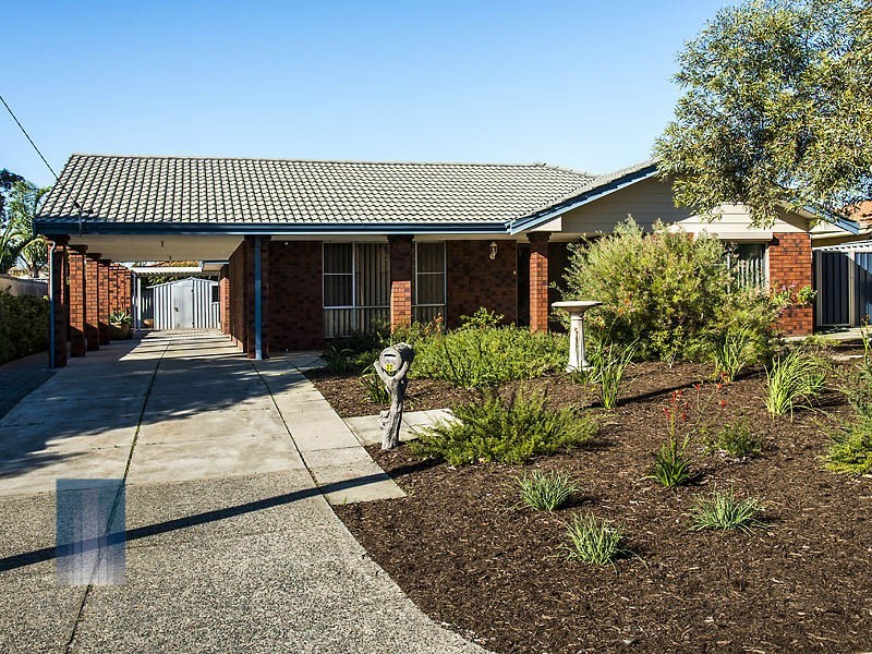 32 Narcissus Avenue, Parkwood WA 6147