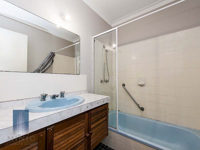 18/64 Fifth Road, Armadale WA 6112