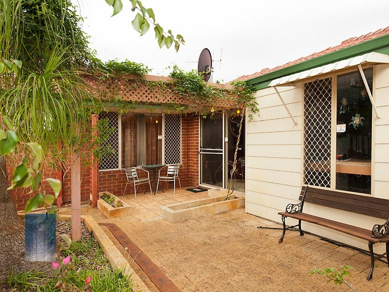 14A Leach Avenue, Riverton WA 6148