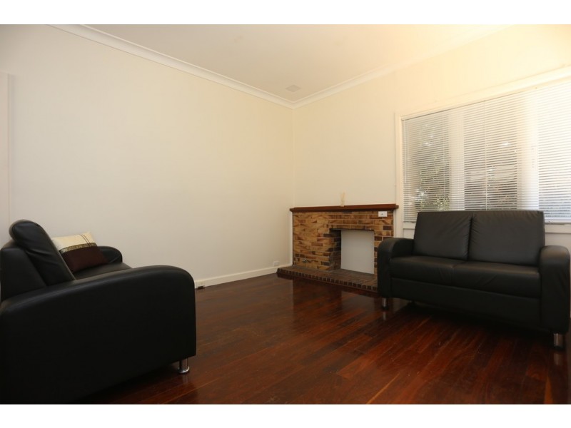54 Andrews Road, Wilson WA 6107