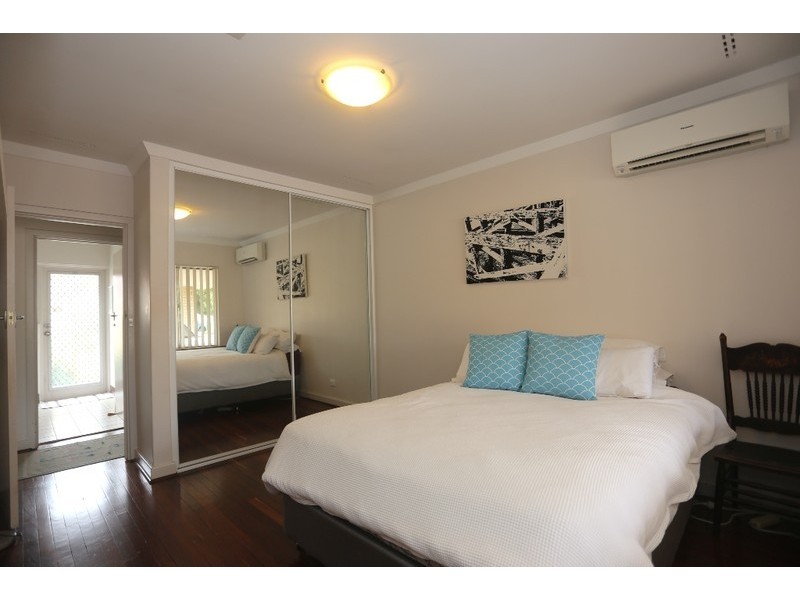 17A Eureka Road, Wilson WA 6107