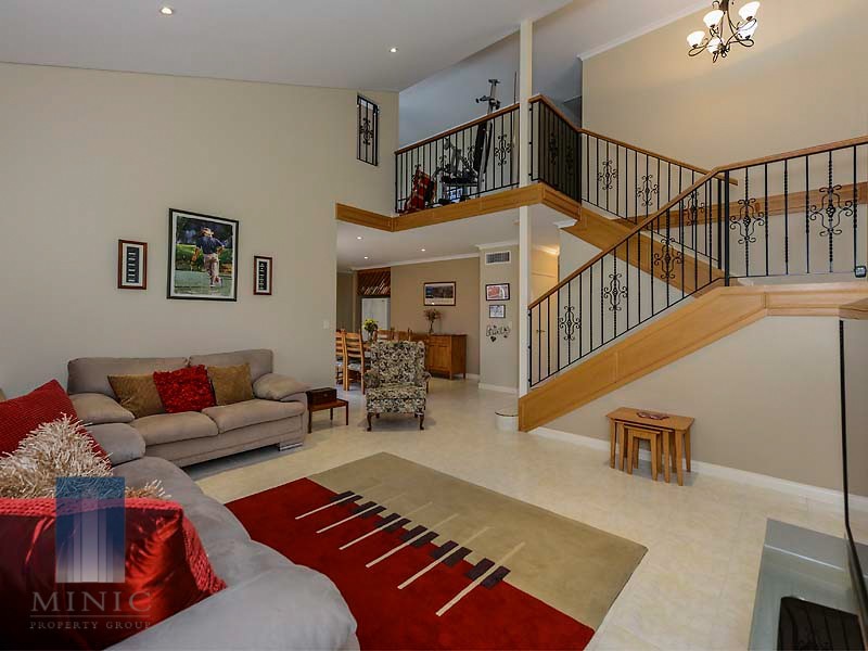 66 Welwyn Avenue, Manning WA 6152