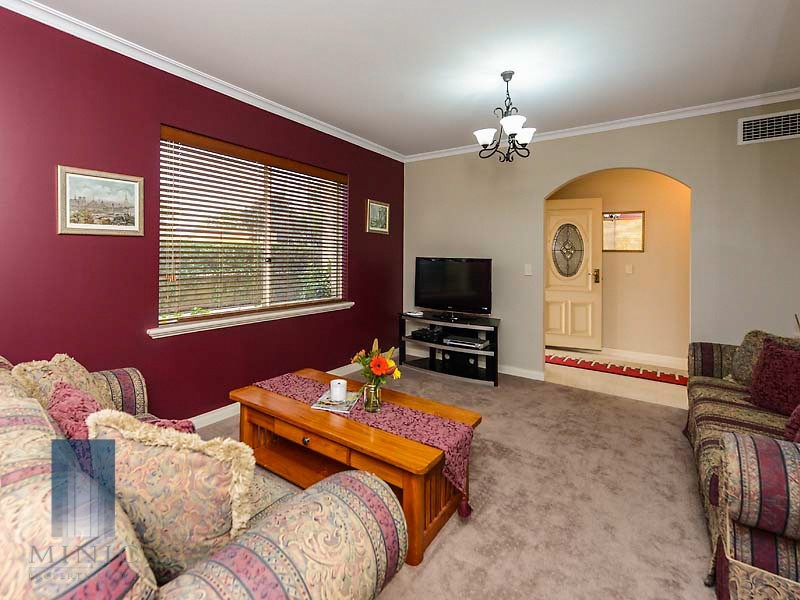 66 Welwyn Avenue, Manning WA 6152