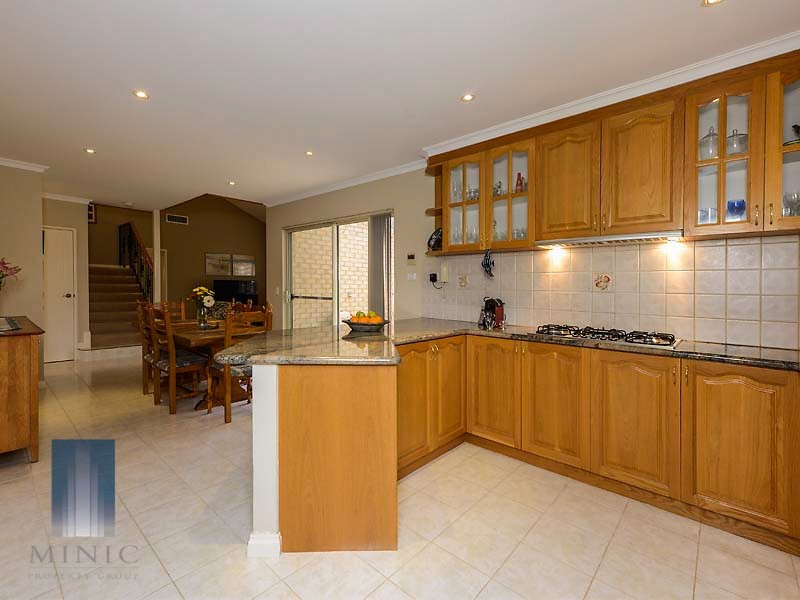 66 Welwyn Avenue, Manning WA 6152