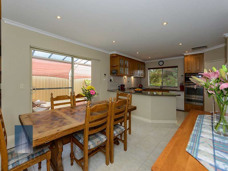66 Welwyn Avenue, Manning WA 6152