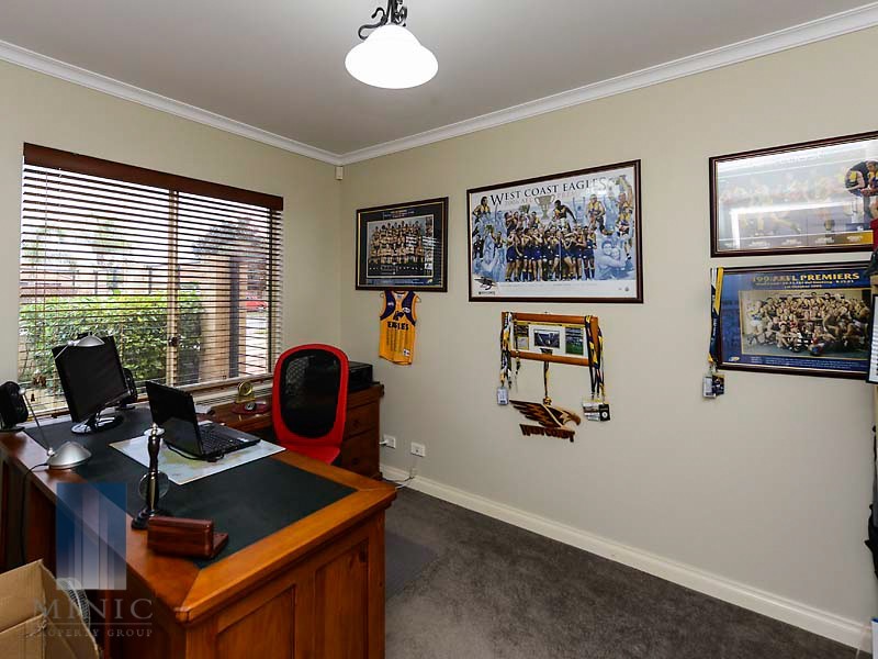 66 Welwyn Avenue, Manning WA 6152
