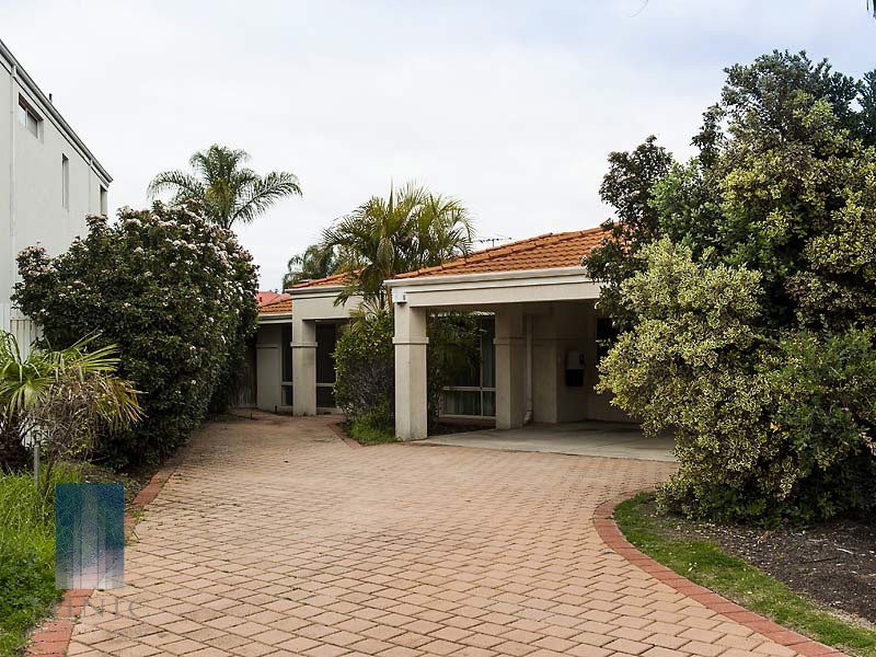 20A Westland Place, Waterford WA 6152