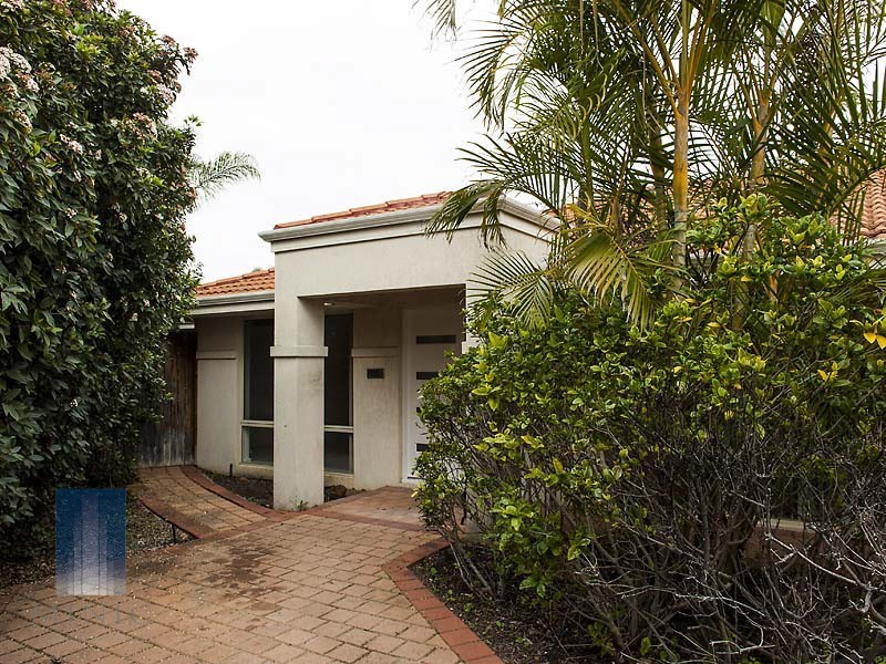 20A Westland Place, Waterford WA 6152
