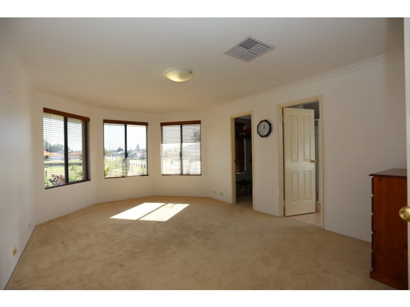 5 JENKINS LANE, Langford WA 6147