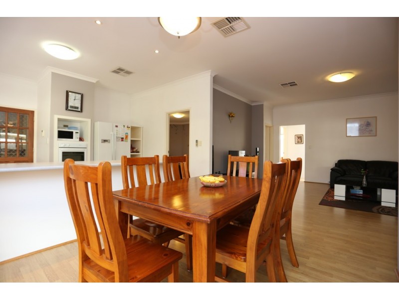 5 JENKINS LANE, Langford WA 6147