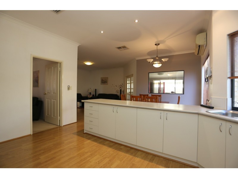 5 JENKINS LANE, Langford WA 6147