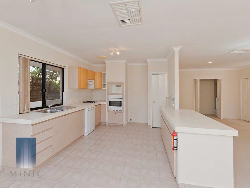 215 Corinthian Road East, Riverton WA 6148