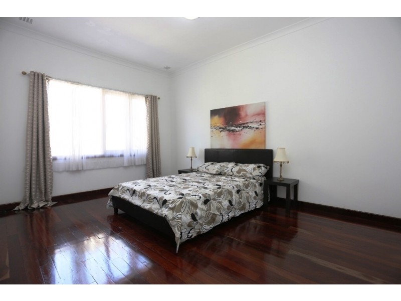 79 Armstrong Road, Wilson WA 6107