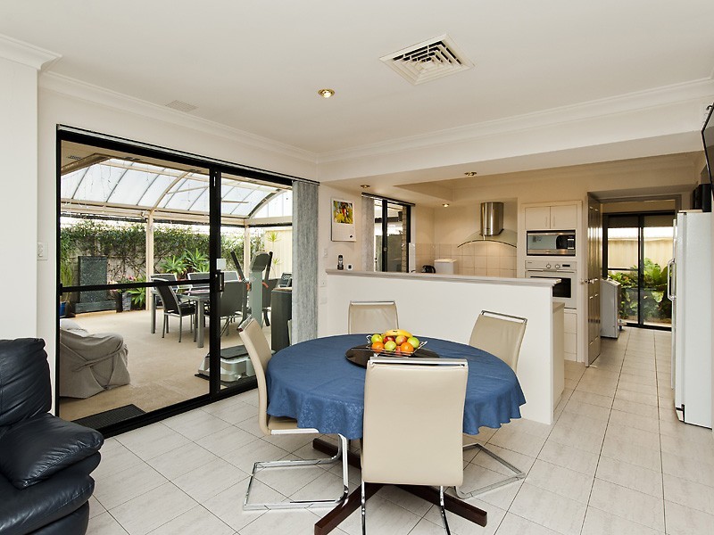 2/13 Parsons Avenue, Manning WA 6152