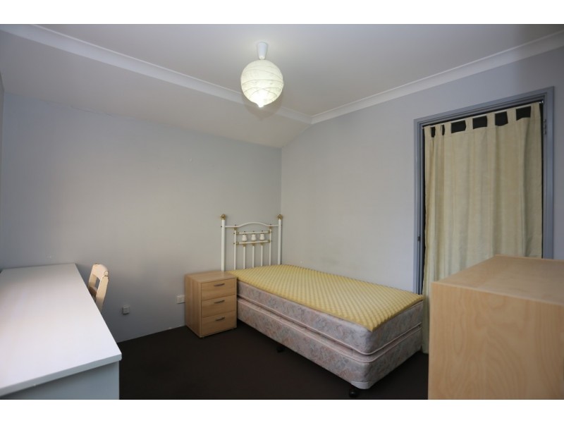 2/14 Stannard Street, St James WA 6102