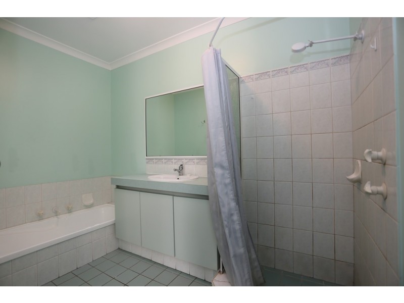 2/14 Stannard Street, St James WA 6102