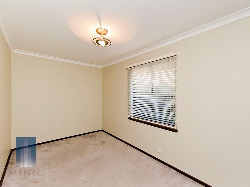 17 Latham Road, Ferndale WA 6148