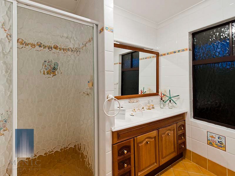 17 Latham Road, Ferndale WA 6148