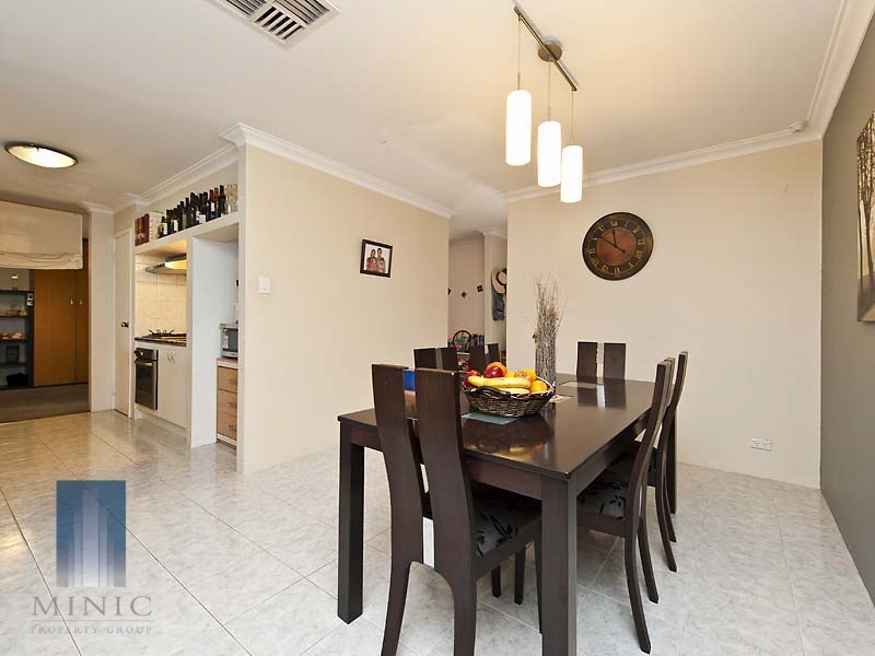 27 Myrna Way, Parkwood WA 6147