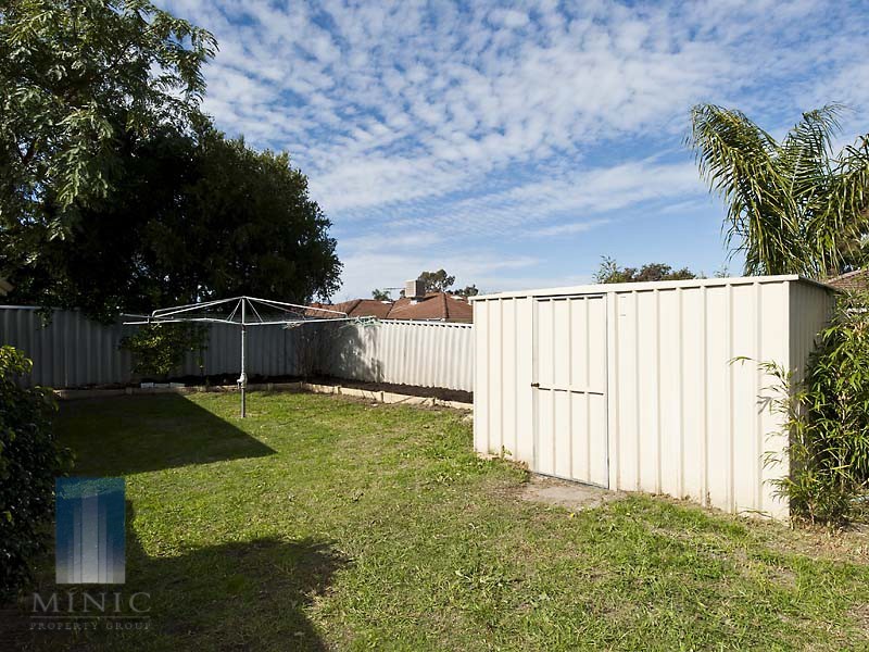 27 Myrna Way, Parkwood WA 6147