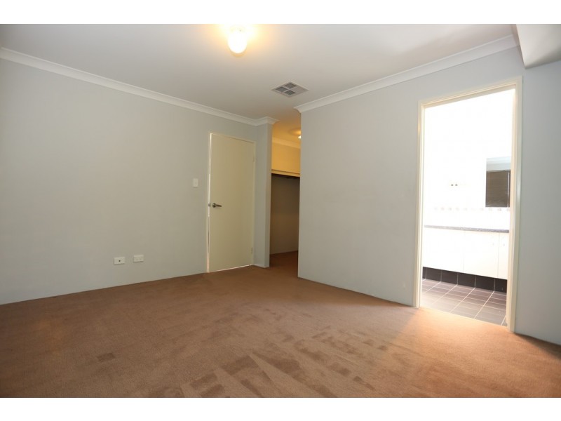 19 Hoop Place, Canning Vale WA 6155
