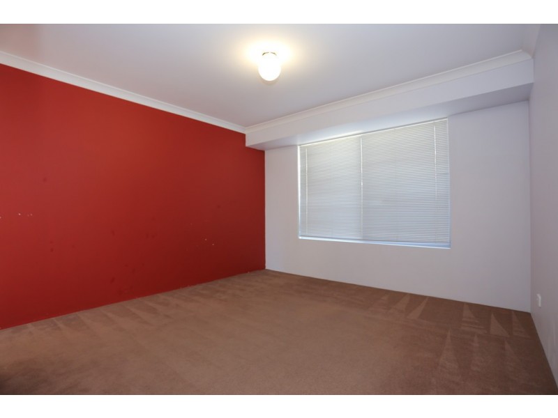19 Hoop Place, Canning Vale WA 6155