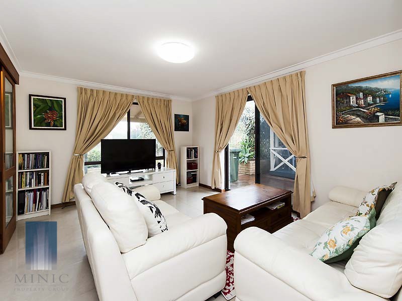 1/5 Swanbourne Street, Fremantle WA 6160
