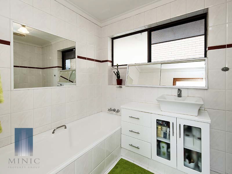 1/5 Swanbourne Street, Fremantle WA 6160