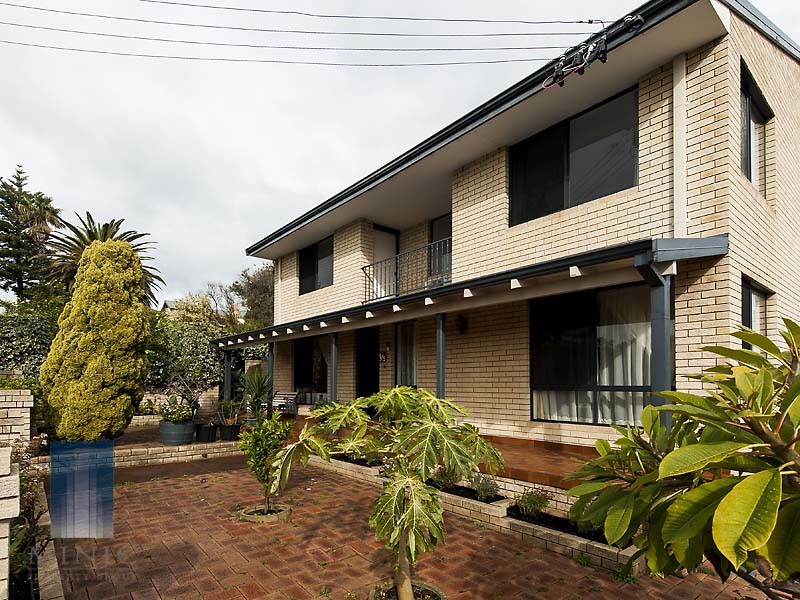 1/5 Swanbourne Street, Fremantle WA 6160