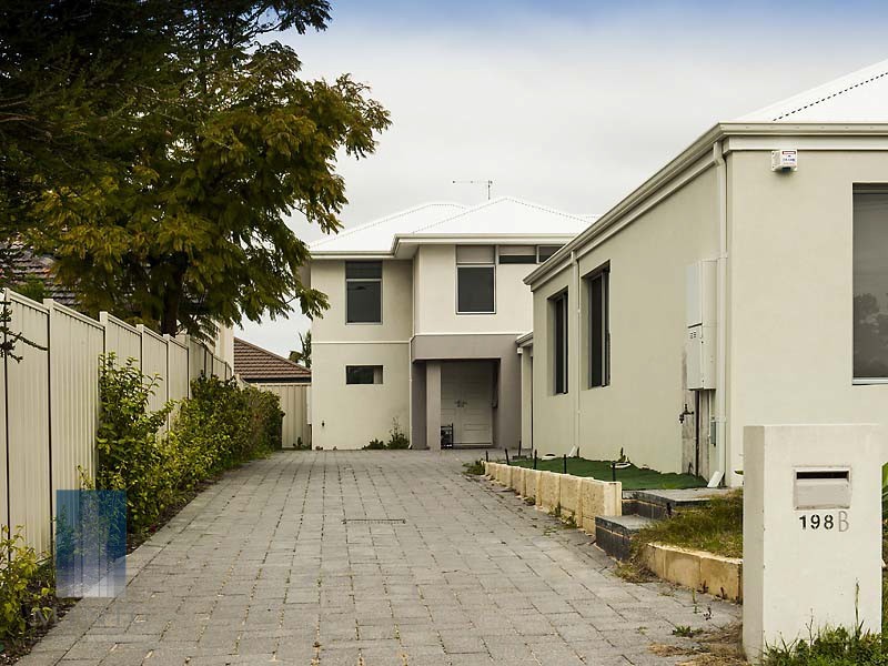 198B Manning Road, Wilson WA 6107