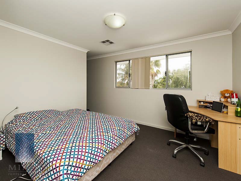 198B Manning Road, Wilson WA 6107