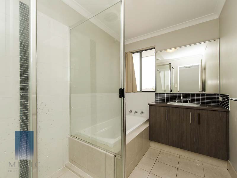 198B Manning Road, Wilson WA 6107