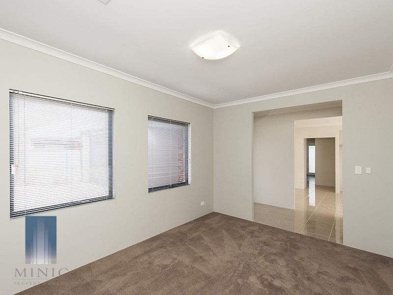 9B Alderley Square, Wilson WA 6107