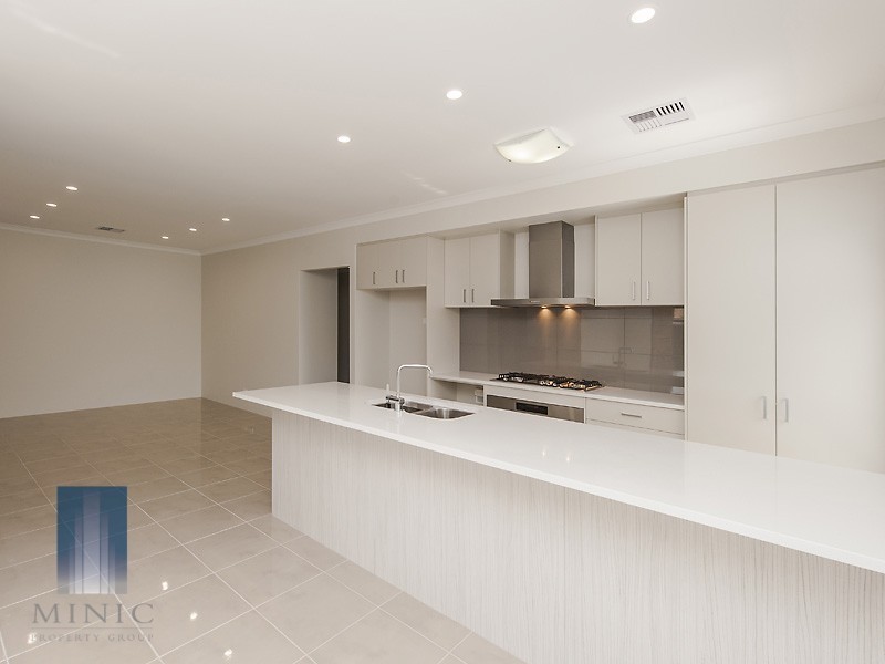 9B Alderley Square, Wilson WA 6107