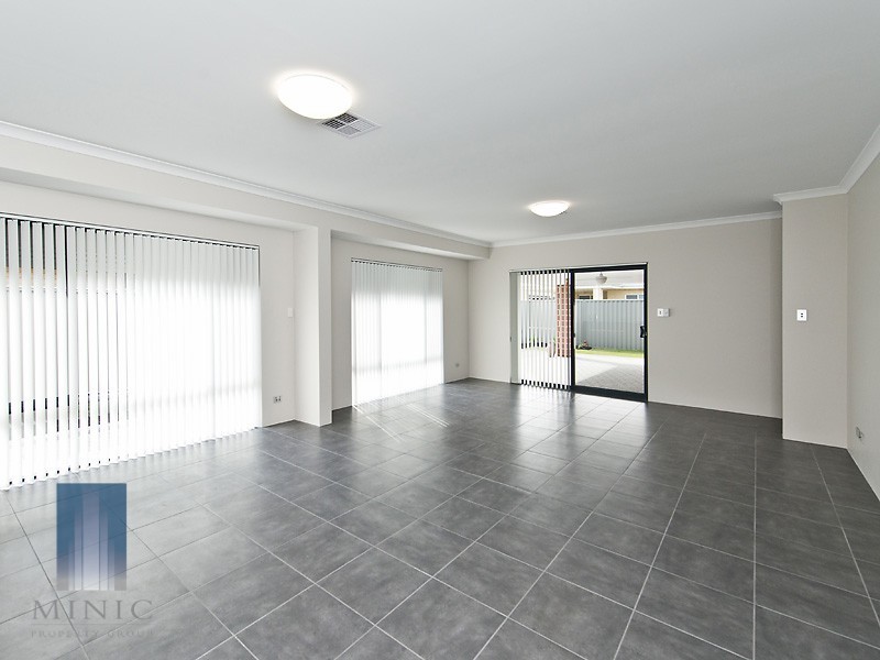 11 Horrocks Road, Byford WA 6122