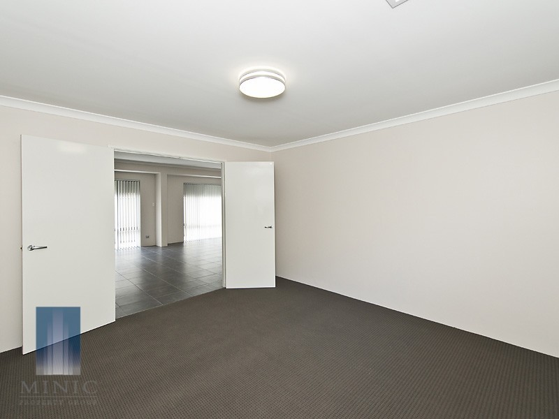 11 Horrocks Road, Byford WA 6122