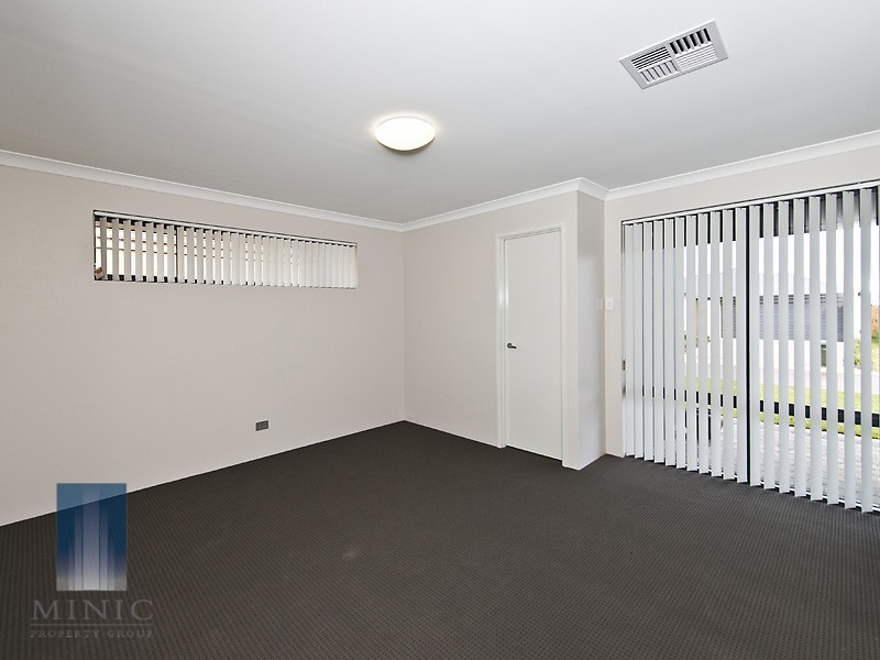 11 Horrocks Road, Byford WA 6122